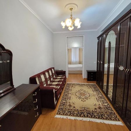 Heart Of Tirana Apartment Bagian luar foto