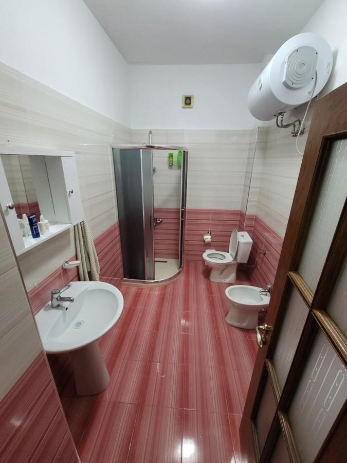 Heart Of Tirana Apartment Bagian luar foto