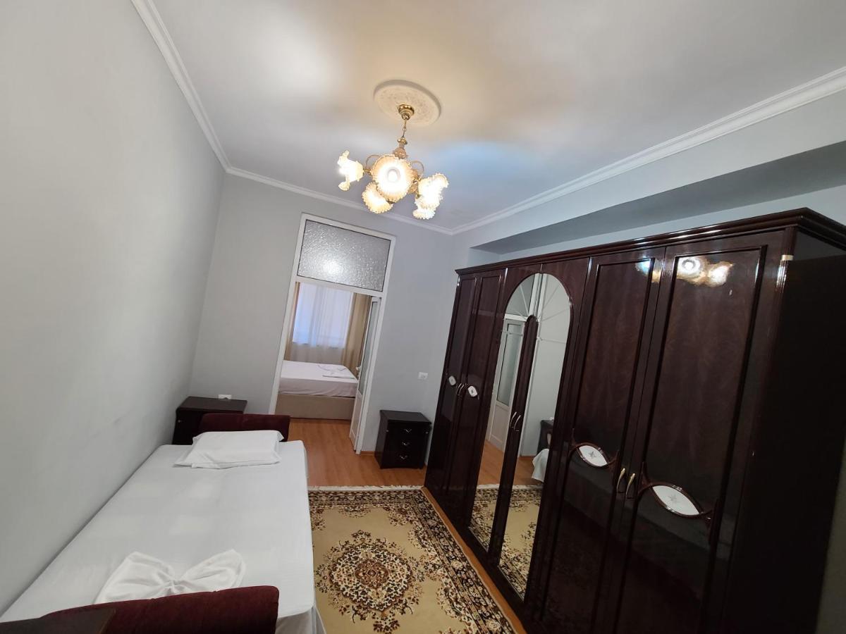 Heart Of Tirana Apartment Bagian luar foto