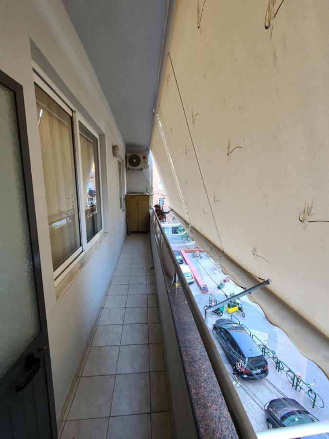 Heart Of Tirana Apartment Bagian luar foto